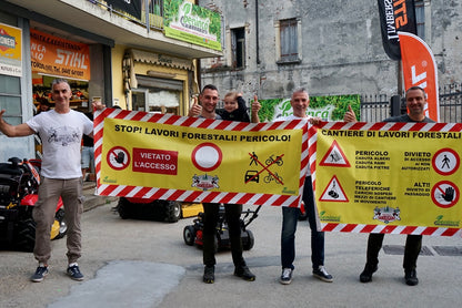 Forestry work warning banner 148x100